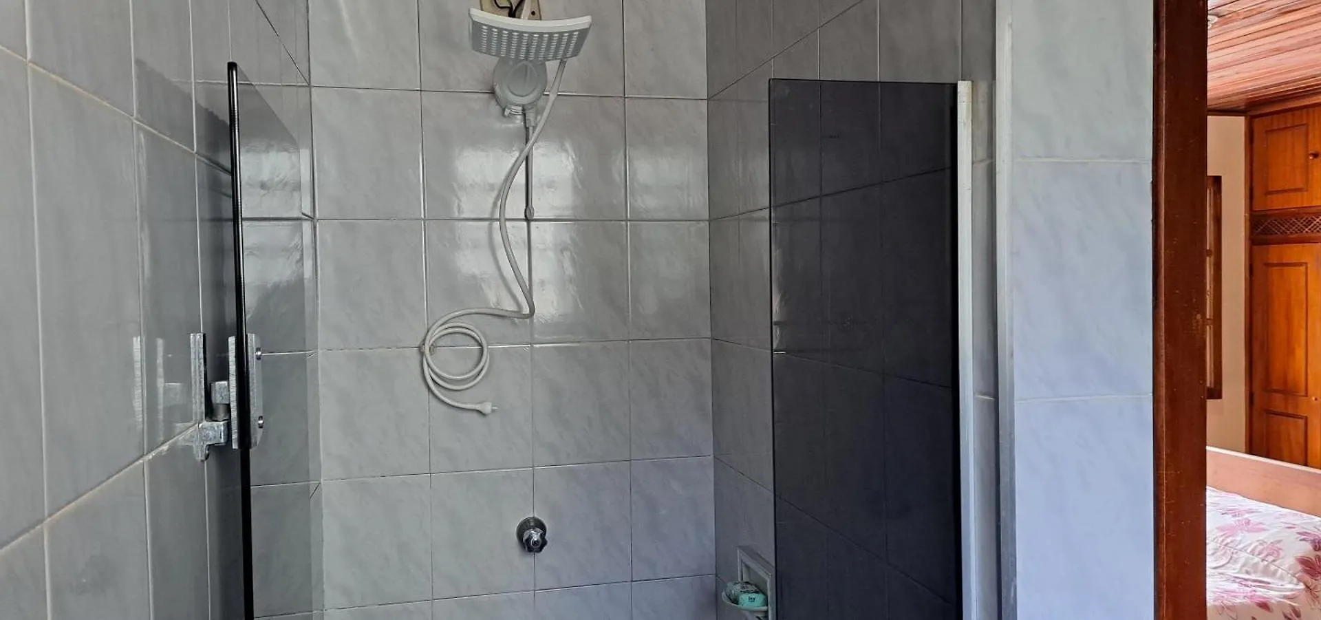 ゲストハウス Suite Com Estacionamento Perto Do Centro Campos do Jordão